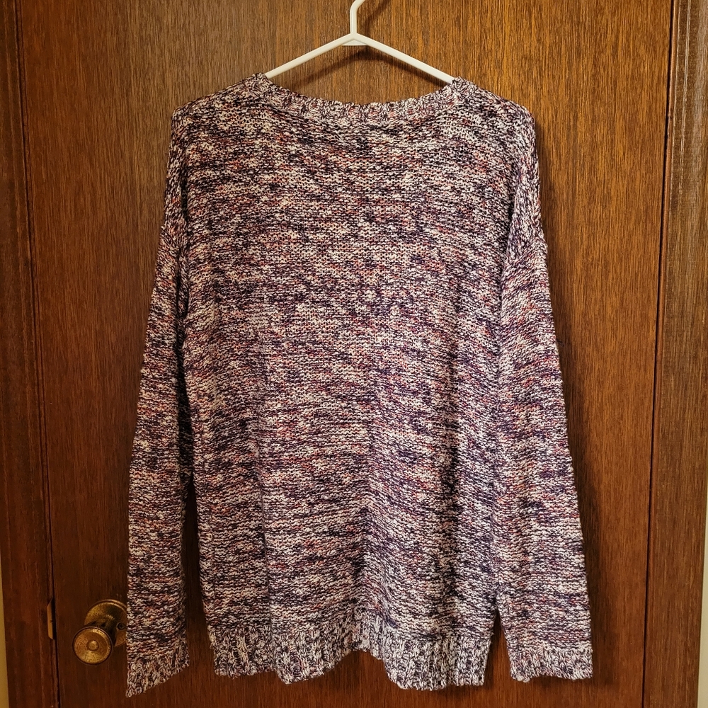 Plus sized knit sweater - Picture 3 of 4